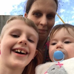 Meet your Posher, Debbie